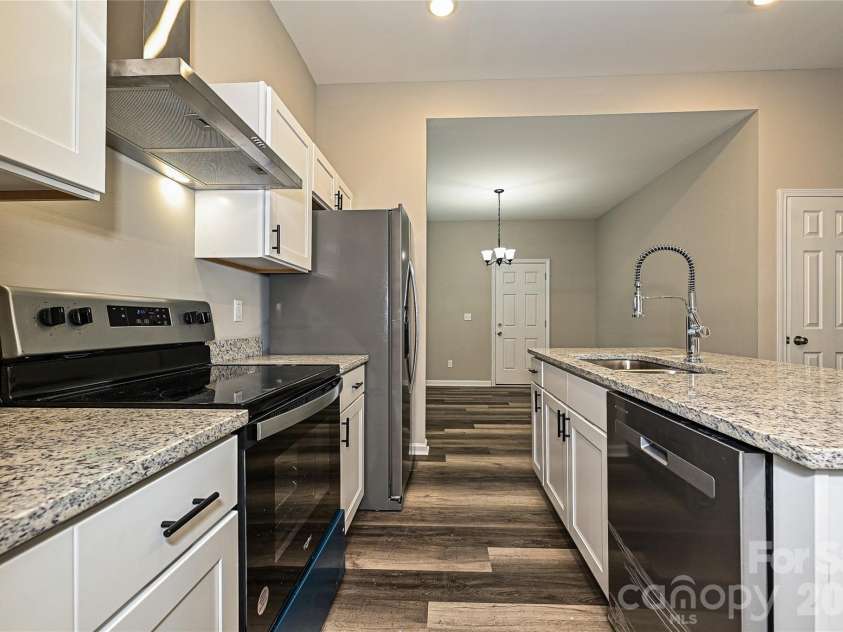 624 Harrison Street, Rock Hill, SC 29730.  MLS# CAR4356251, YatesRealty ID 5786. 
