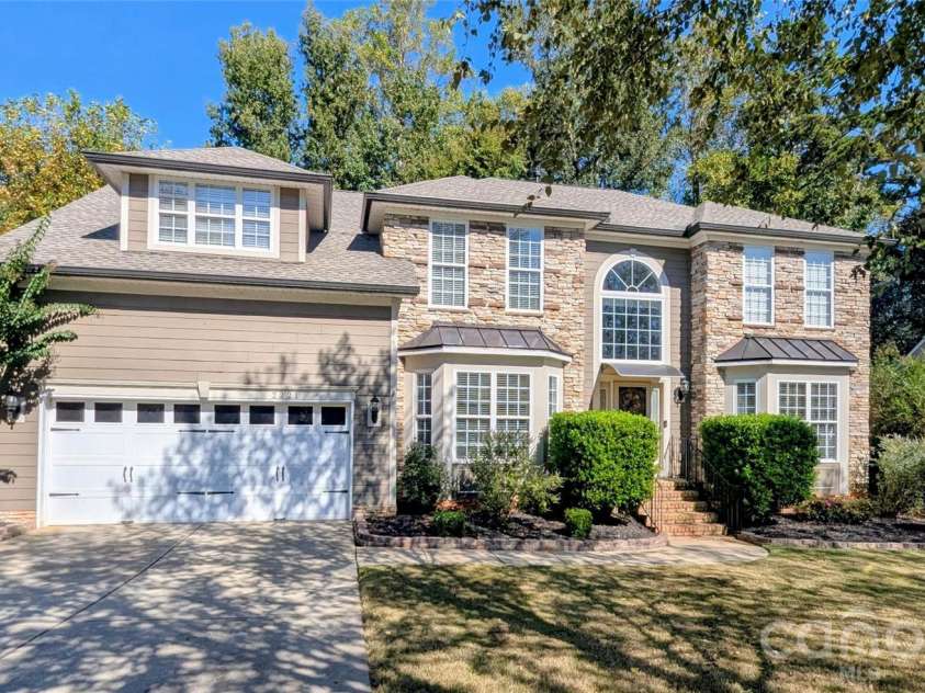 2221 Creek View Court, Fort Mill, SC 29707.  MLS# CAR4436791, YatesRealty ID 57862. 