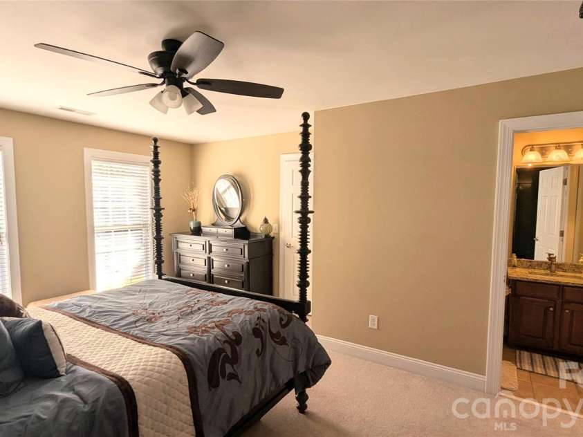 2221 Creek View Court, Fort Mill, SC 29707.  MLS# CAR4436791, YatesRealty ID 57862. 
