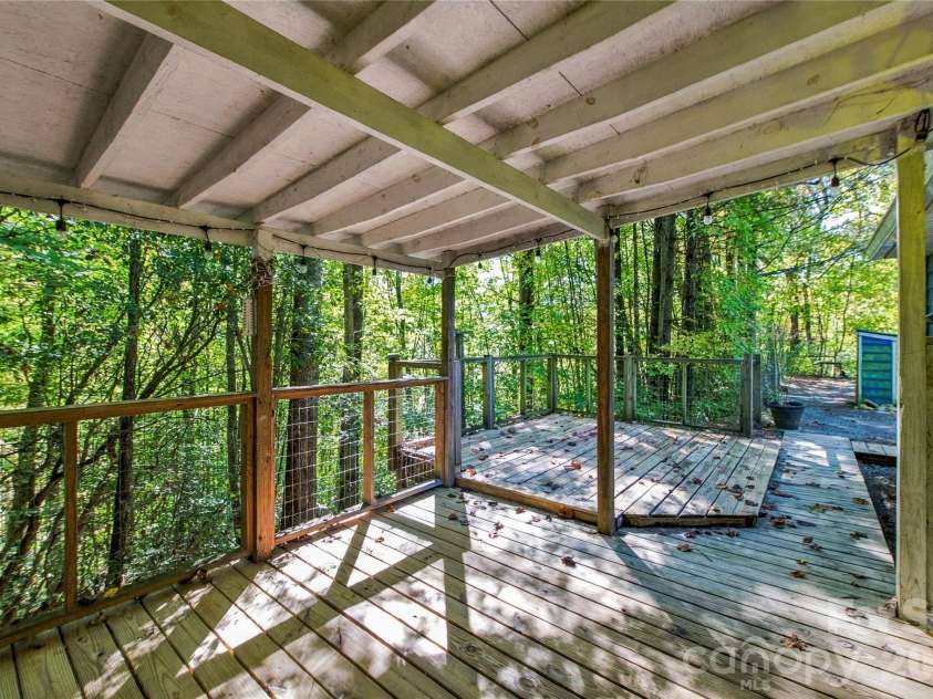 72 Lyman Lane, Rosman, NC 28772.  MLS# CAR4436718, YatesRealty ID 57864. 