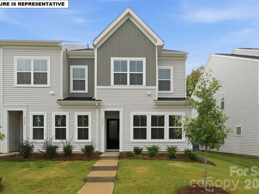 4610 Lakeview Road, Charlotte, NC 28216.  MLS# CAR4436785, YatesRealty ID 57865. 