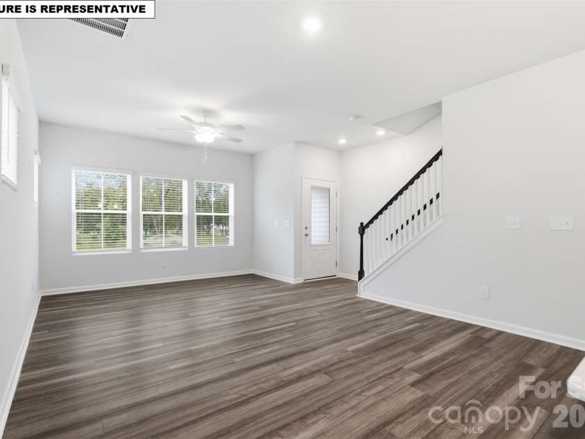 4610 Lakeview Road, Charlotte, NC 28216.  MLS# CAR4436785, YatesRealty ID 57865. 