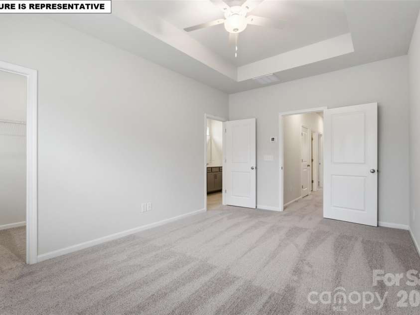 4610 Lakeview Road, Charlotte, NC 28216.  MLS# CAR4436785, YatesRealty ID 57865. 