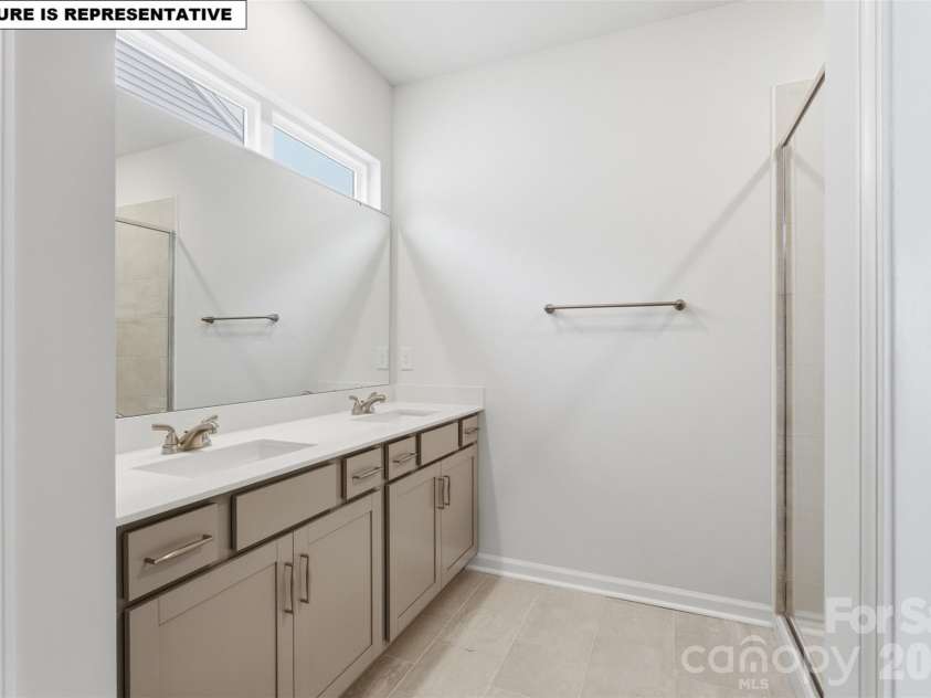 4610 Lakeview Road, Charlotte, NC 28216.  MLS# CAR4436785, YatesRealty ID 57865. 