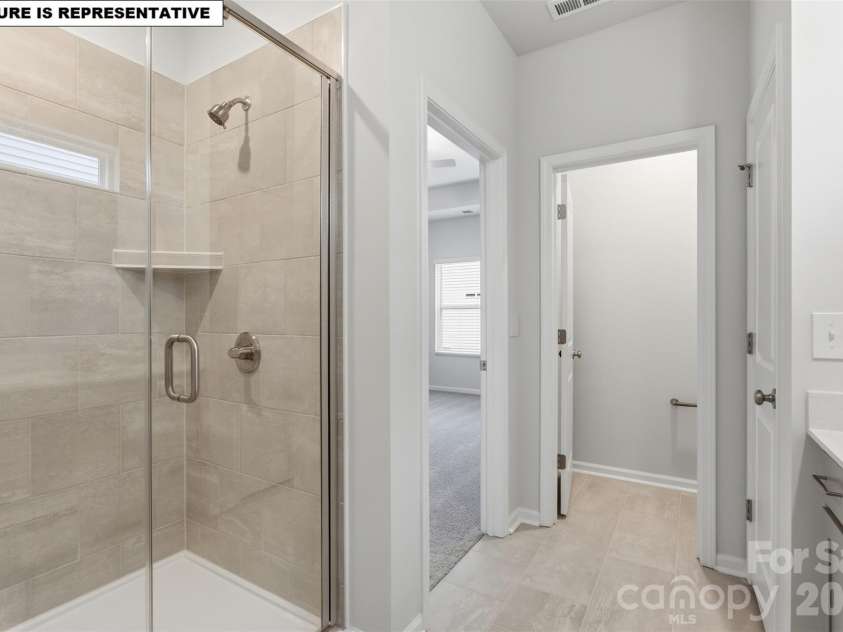 4610 Lakeview Road, Charlotte, NC 28216.  MLS# CAR4436785, YatesRealty ID 57865. 