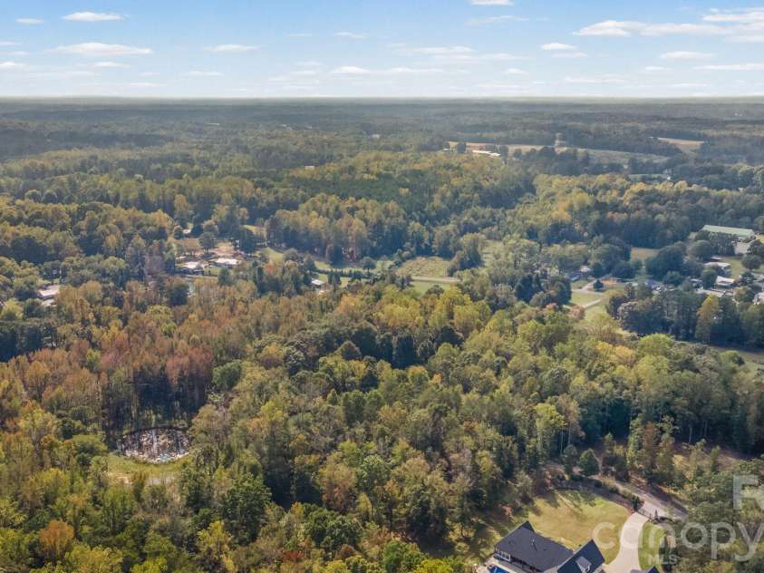 270 Sweet Autumn Lane, Lexington, NC 27295.  MLS# CAR4436793, YatesRealty ID 57869. 