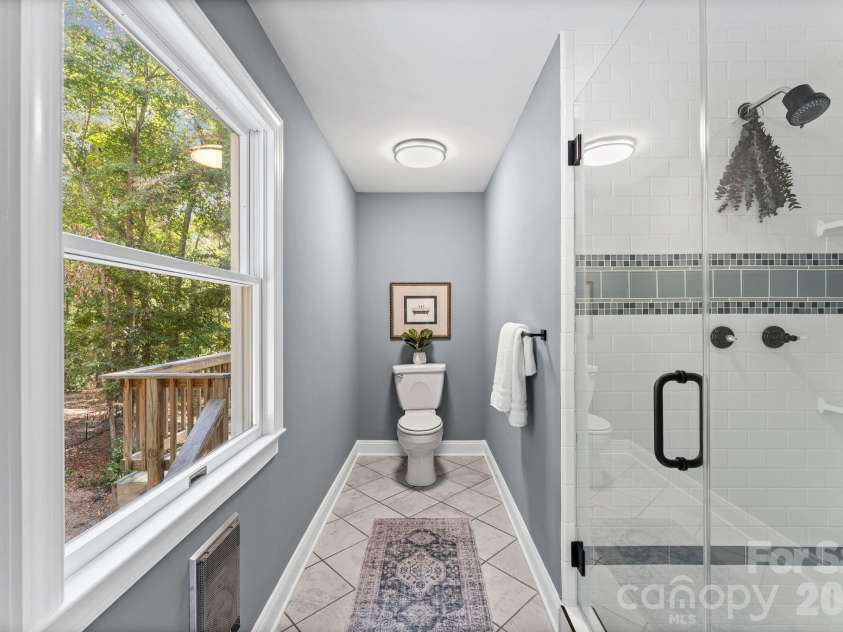 270 Sweet Autumn Lane, Lexington, NC 27295.  MLS# CAR4436793, YatesRealty ID 57869. 