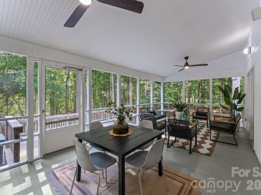 270 Sweet Autumn Lane, Lexington, NC 27295.  MLS# CAR4436793, YatesRealty ID 57869. 