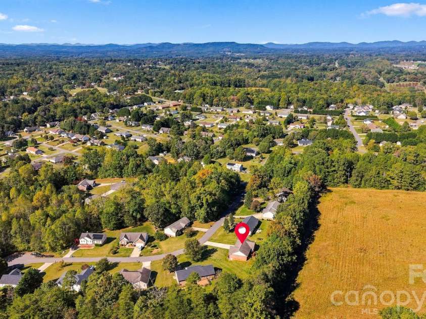 4876 Sandstone Drive, Conover, NC 28613.  MLS# CAR4434569, YatesRealty ID 57871. 