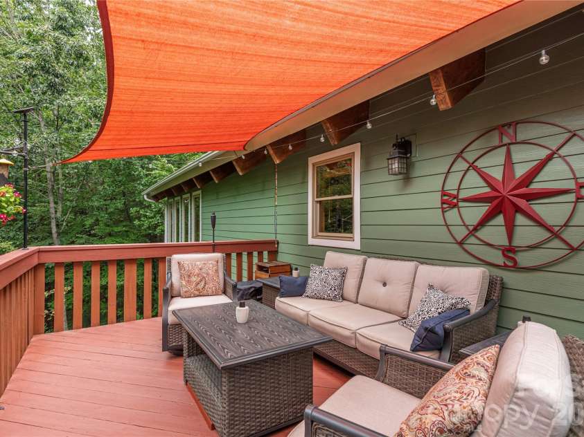 116 Ivy Road, Mills River, NC 28759.  MLS# CAR4422954, YatesRealty ID 57872. 