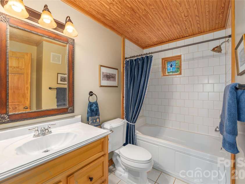 116 Ivy Road, Mills River, NC 28759.  MLS# CAR4422954, YatesRealty ID 57872. Gest bath