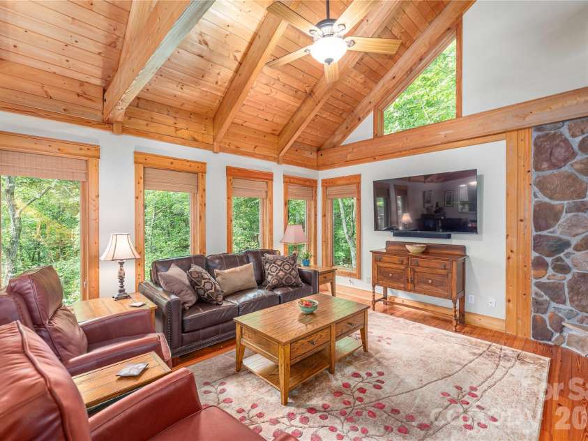 116 Ivy Road, Mills River, NC 28759.  MLS# CAR4422954, YatesRealty ID 57872. Light-filled