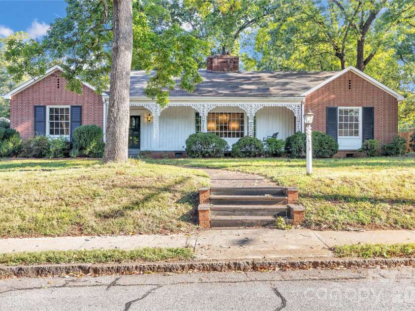 624 Mitchell Avenue, Salisbury, NC 28144.  MLS# CAR4436259, YatesRealty ID 57879. 