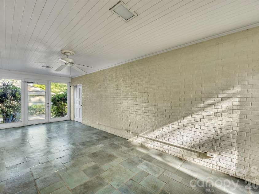624 Mitchell Avenue, Salisbury, NC 28144.  MLS# CAR4436259, YatesRealty ID 57879. 