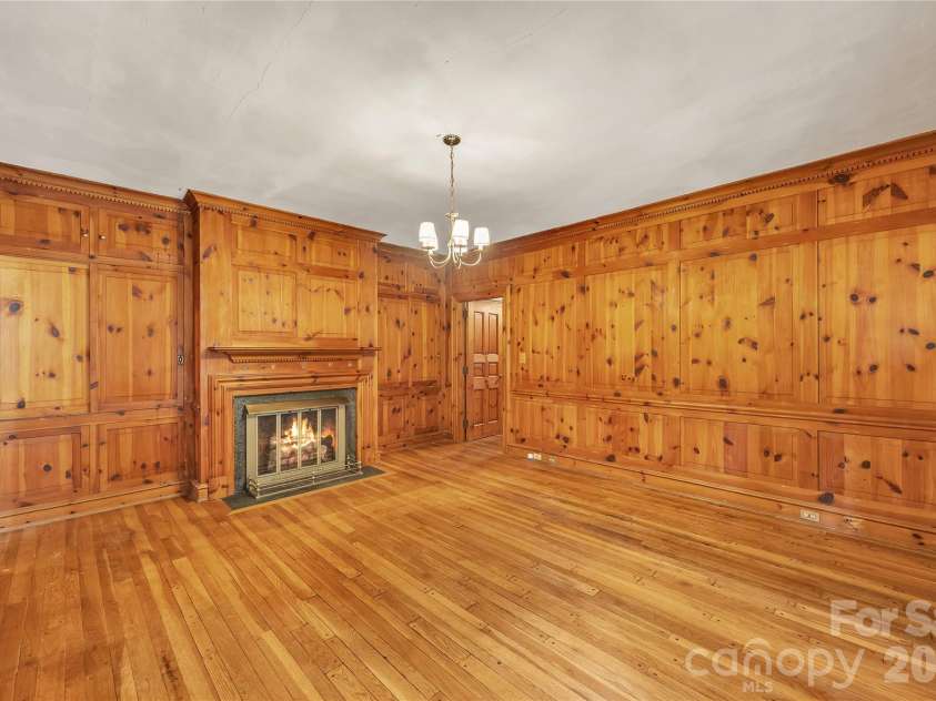 624 Mitchell Avenue, Salisbury, NC 28144.  MLS# CAR4436259, YatesRealty ID 57879. 