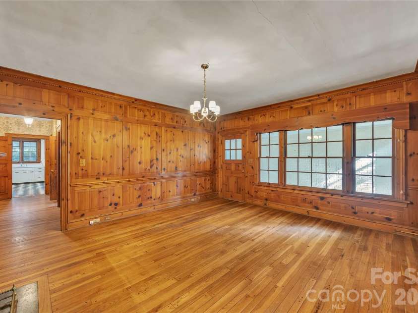 624 Mitchell Avenue, Salisbury, NC 28144.  MLS# CAR4436259, YatesRealty ID 57879. 