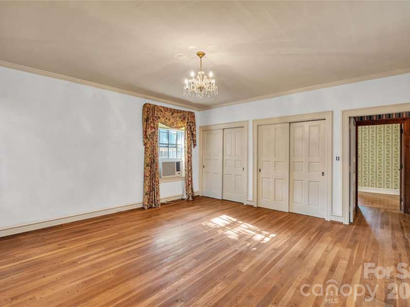 624 Mitchell Avenue, Salisbury, NC 28144.  MLS# CAR4436259, YatesRealty ID 57879. 