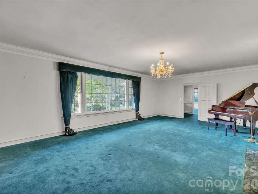 624 Mitchell Avenue, Salisbury, NC 28144.  MLS# CAR4436259, YatesRealty ID 57879. 