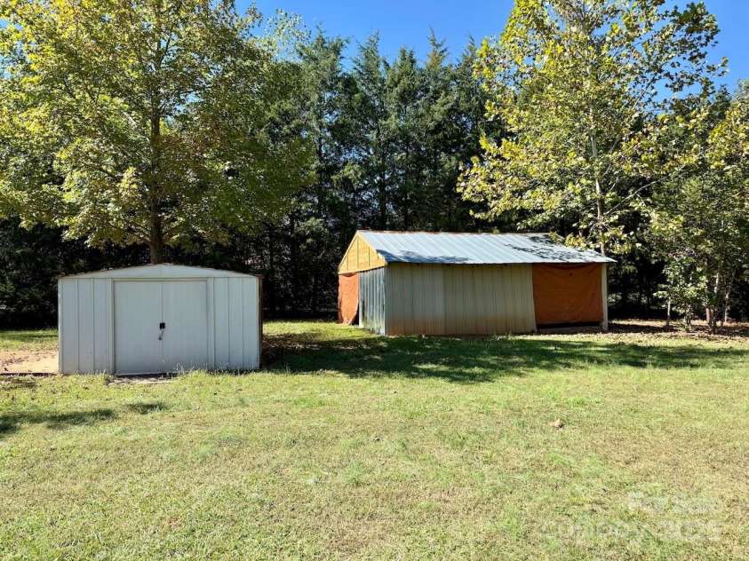 1054 Sandy Springs Road, Rutherfordton, NC 28139.  MLS# CAR4313352, YatesRealty ID 5788. 