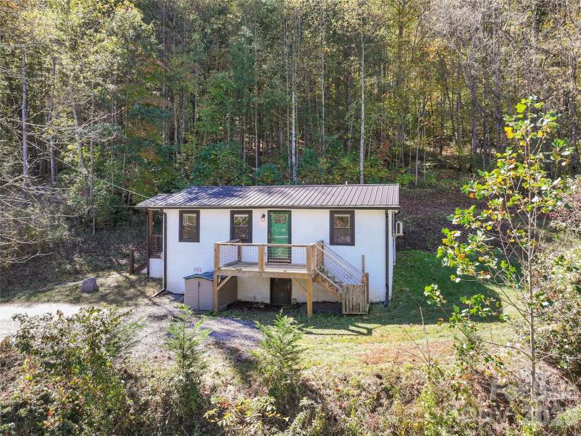 12 Posey Blanton Road, Sylva, NC 28779.  MLS# CAR4436831, YatesRealty ID 57880. 