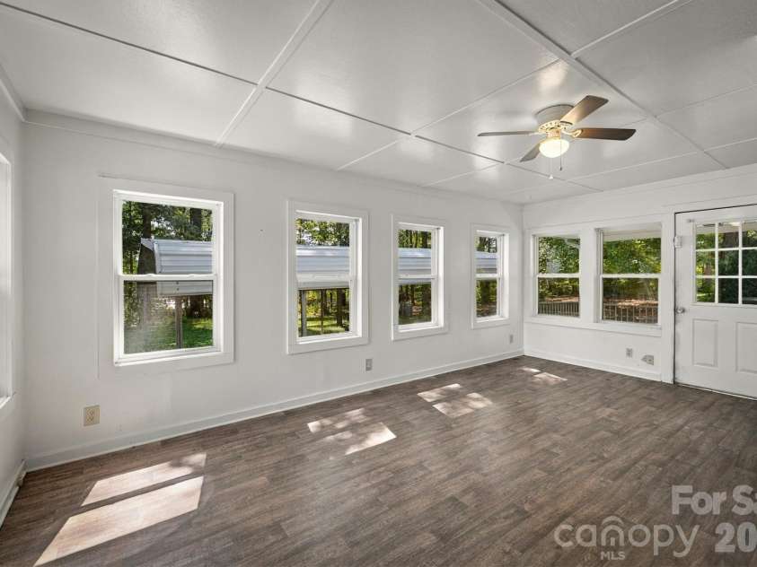 114 Fairview Road, Marion, NC 28752.  MLS# CAR4435580, YatesRealty ID 57882. 