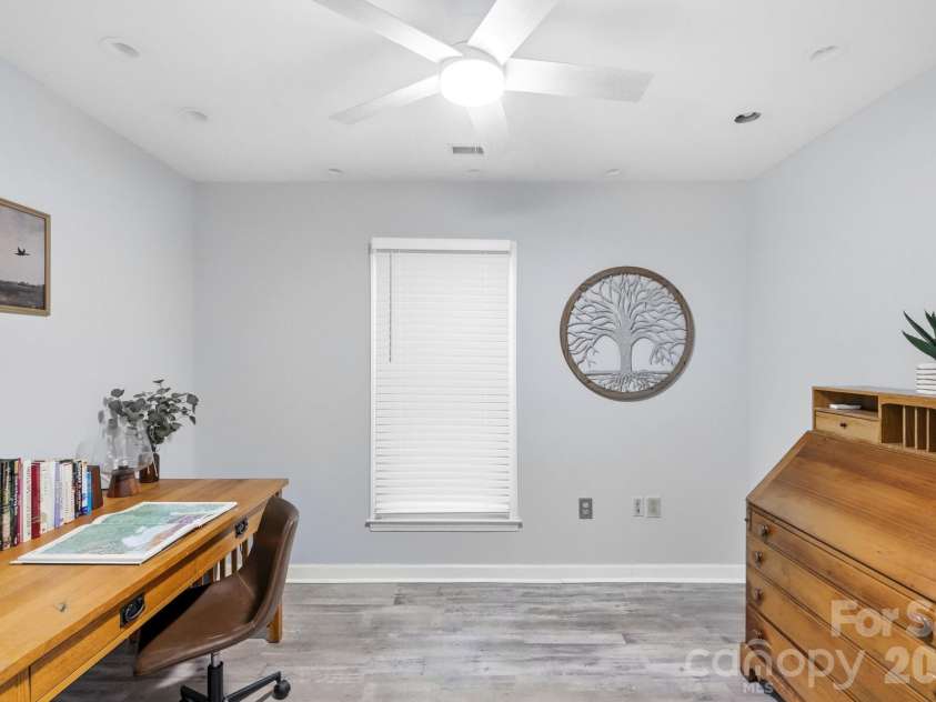 834 Winter Wood Drive, Matthews, NC 28105.  MLS# CAR4436801, YatesRealty ID 57884. 