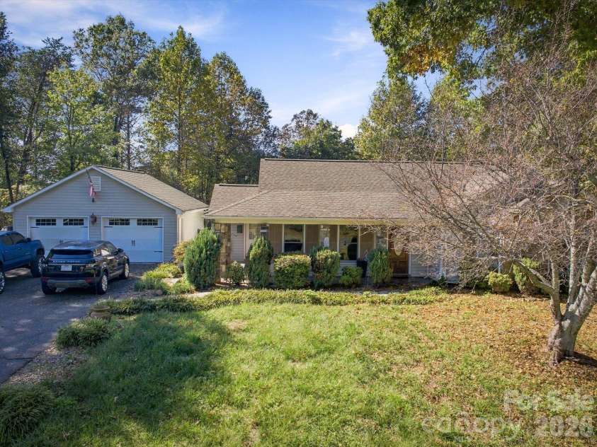 4284 Oakland Drive, Morganton, NC 28655.  MLS# CAR4399559, YatesRealty ID 57886. 