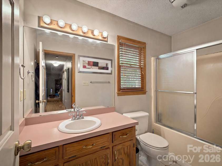 4284 Oakland Drive, Morganton, NC 28655.  MLS# CAR4399559, YatesRealty ID 57886. 