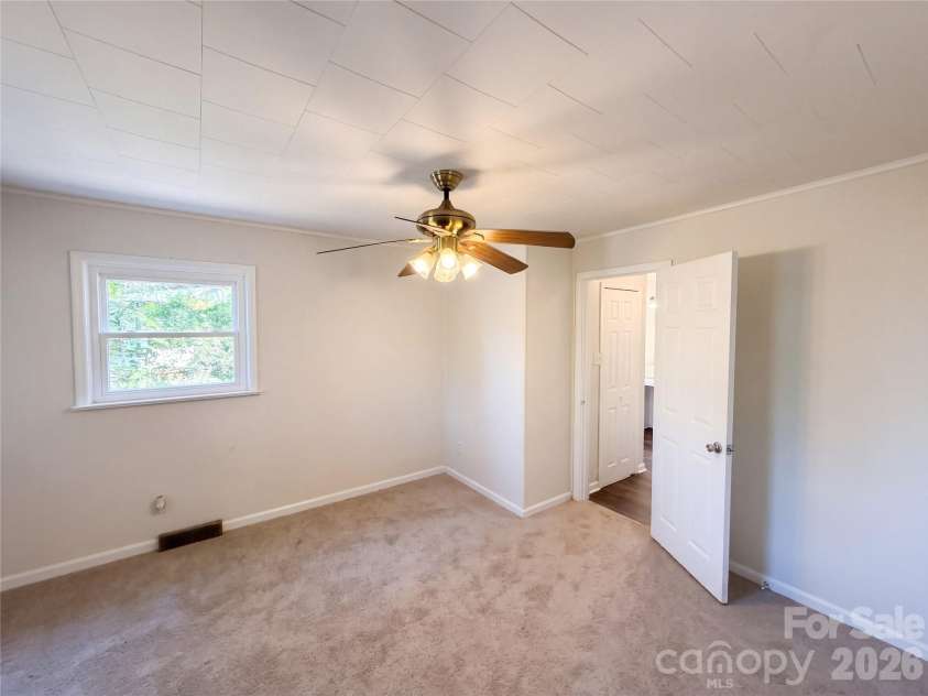5525 Bertie Avenue, Salisbury, NC 28147.  MLS# CAR4436866, YatesRealty ID 57888. 