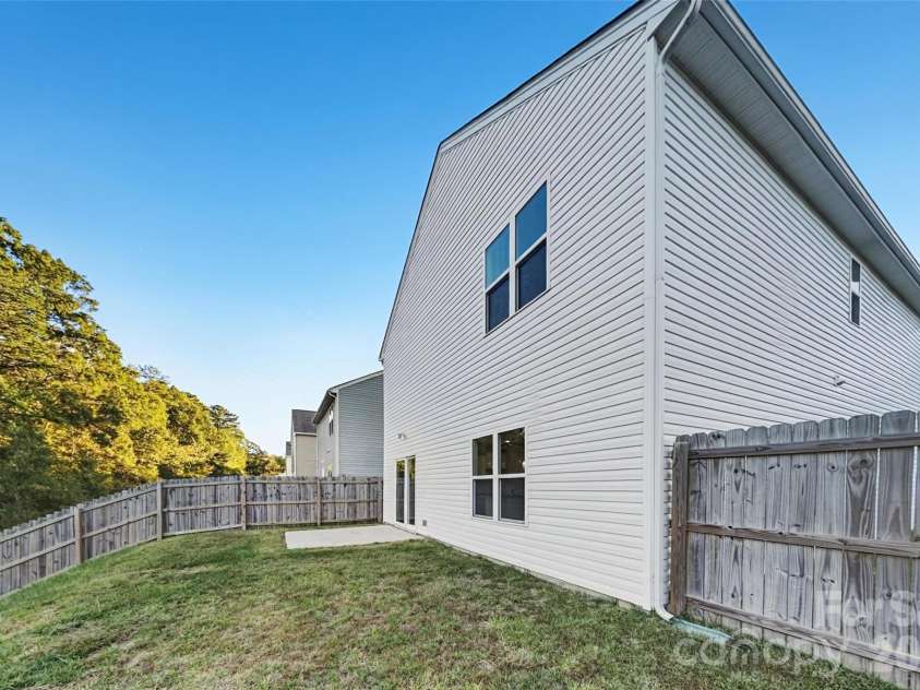 3209 Ainsley Woods Drive, Charlotte, NC 28214.  MLS# CAR4436859, YatesRealty ID 57889. 