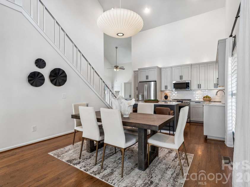 628 Olmsted Park Place, Charlotte, NC 28203.  MLS# CAR4354925, YatesRealty ID 5789. 