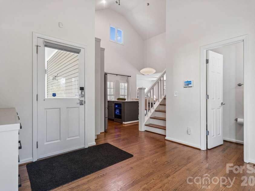628 Olmsted Park Place, Charlotte, NC 28203.  MLS# CAR4354925, YatesRealty ID 5789. 