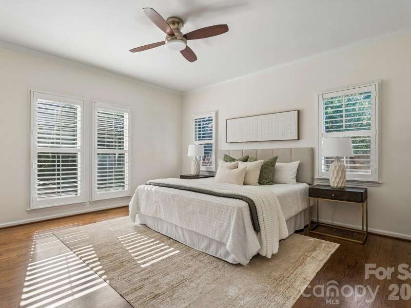 628 Olmsted Park Place, Charlotte, NC 28203.  MLS# CAR4354925, YatesRealty ID 5789. 