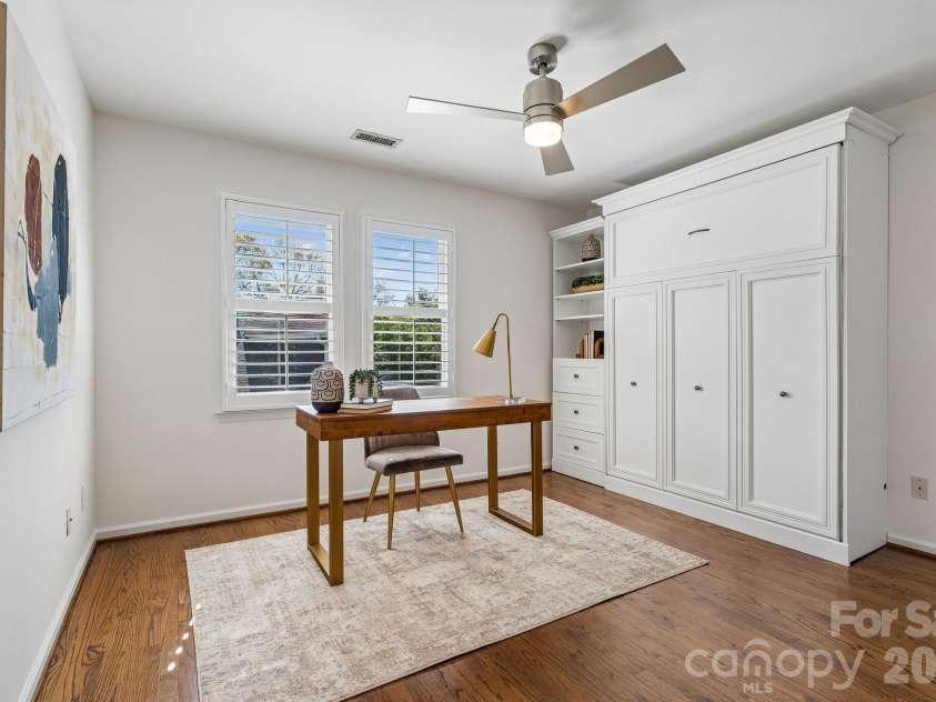 628 Olmsted Park Place, Charlotte, NC 28203.  MLS# CAR4354925, YatesRealty ID 5789. 