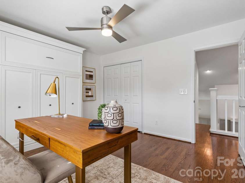 628 Olmsted Park Place, Charlotte, NC 28203.  MLS# CAR4354925, YatesRealty ID 5789. 