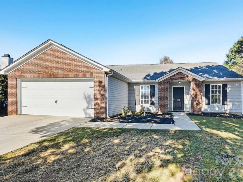 5213 Rocky Shoals Place, Concord, NC 28025.  MLS# CAR4436772, YatesRealty ID 57894. 