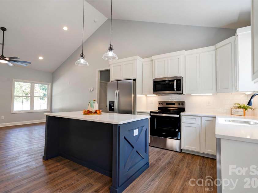 231 Hardin Circle, Grover, NC 28073.  MLS# CAR4436863, YatesRealty ID 57895. View of Kitchen