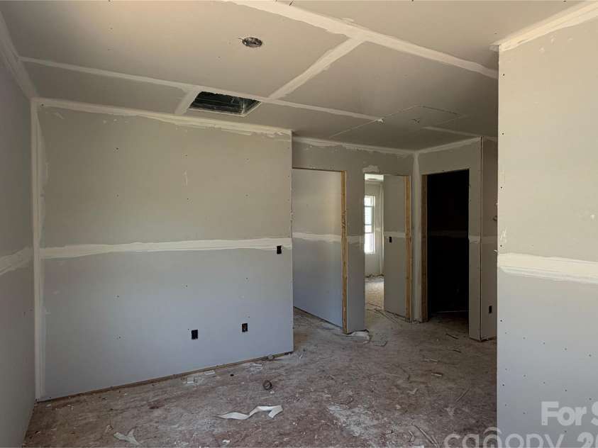 4217 Abby Jack Drive, Charlotte, NC 28216.  MLS# CAR4436881, YatesRealty ID 57896. 