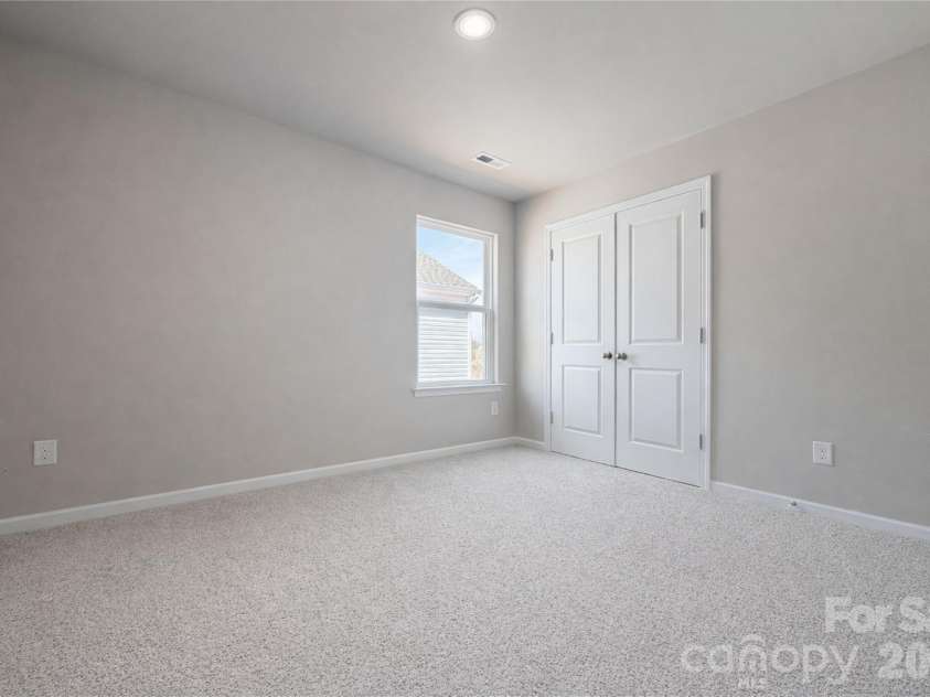 4217 Abby Jack Drive, Charlotte, NC 28216.  MLS# CAR4436881, YatesRealty ID 57896. 