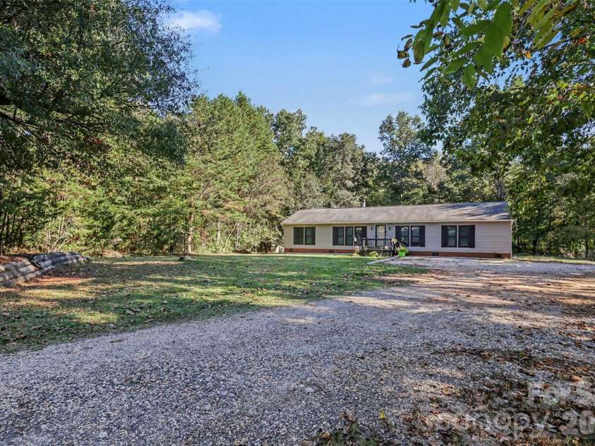 5821 Hidden Oaks Lane, Clover, SC 29710.  MLS# CAR4435769, YatesRealty ID 57899. 