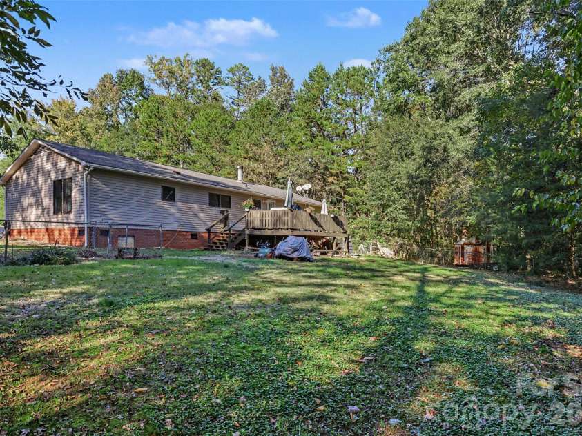 5821 Hidden Oaks Lane, Clover, SC 29710.  MLS# CAR4435769, YatesRealty ID 57899. 