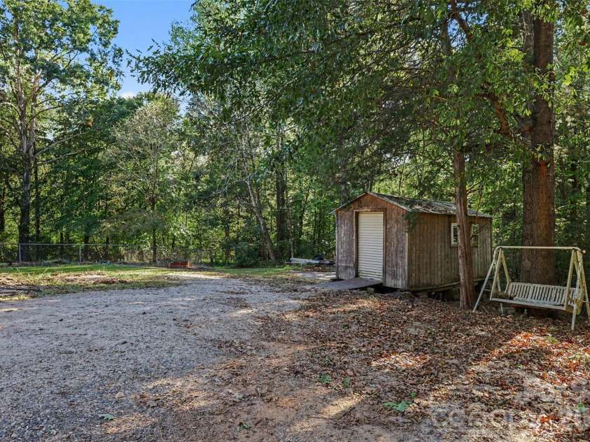 5821 Hidden Oaks Lane, Clover, SC 29710.  MLS# CAR4435769, YatesRealty ID 57899. 