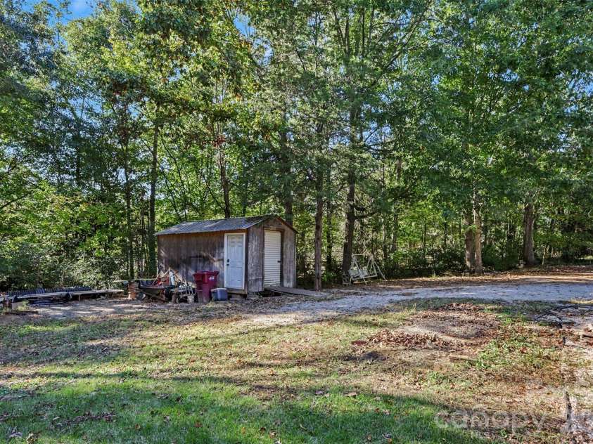 5821 Hidden Oaks Lane, Clover, SC 29710.  MLS# CAR4435769, YatesRealty ID 57899. 