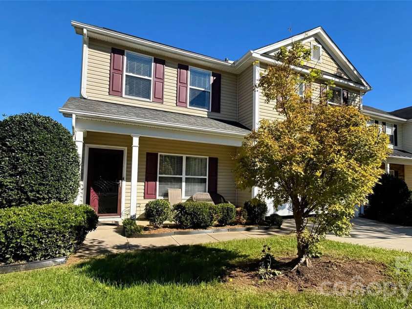 8428 Glaze Court, Charlotte, NC 28269.  MLS# CAR4436551, YatesRealty ID 57900. 