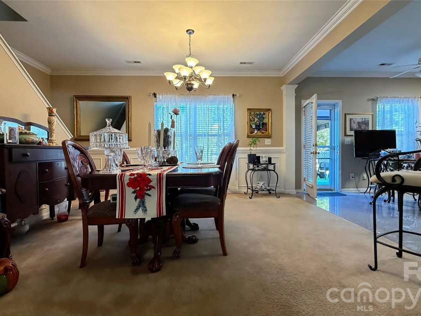 8428 Glaze Court, Charlotte, NC 28269.  MLS# CAR4436551, YatesRealty ID 57900. 