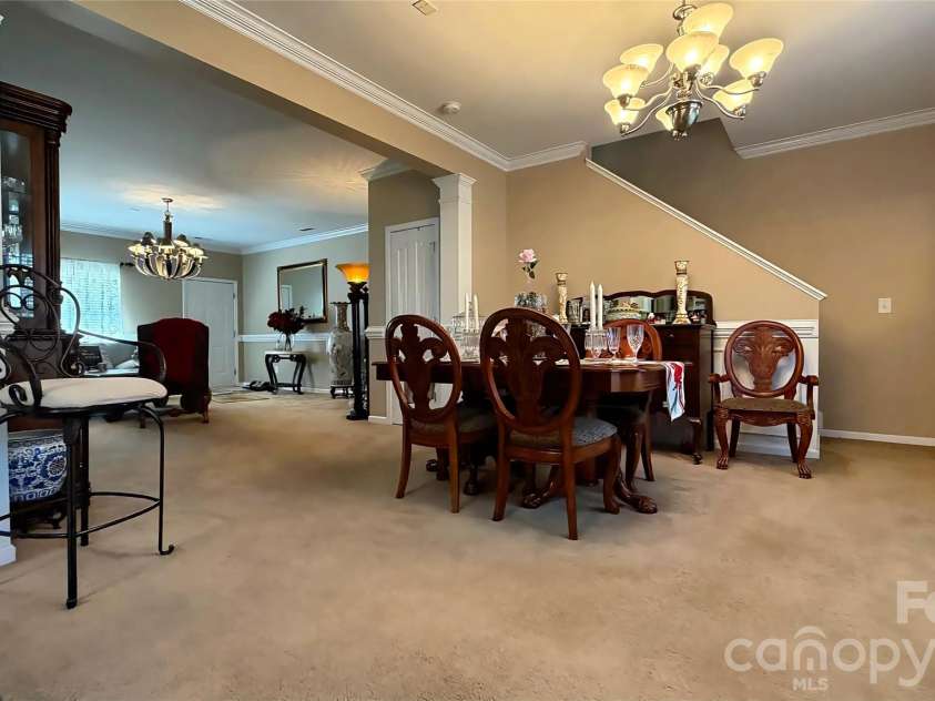 8428 Glaze Court, Charlotte, NC 28269.  MLS# CAR4436551, YatesRealty ID 57900. 