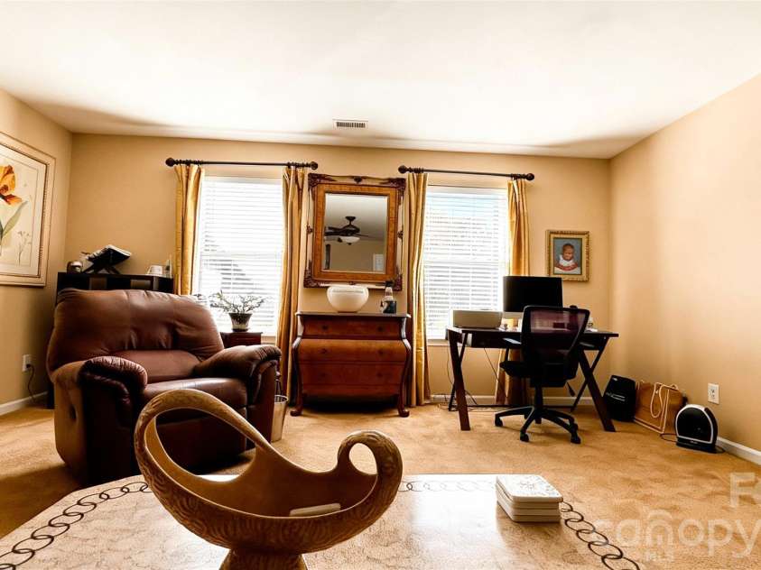 8428 Glaze Court, Charlotte, NC 28269.  MLS# CAR4436551, YatesRealty ID 57900. 