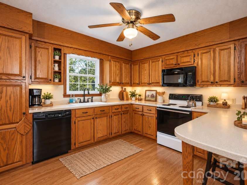 149 Seeley Drive, Denton, NC 27239.  MLS# CAR4435316, YatesRealty ID 57904. Virtually decorated  kitchen