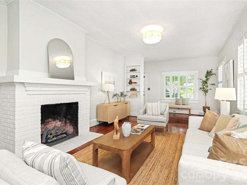 1933 Park Road, Charlotte, NC 28203.  MLS# CAR4435798, YatesRealty ID 57906. 