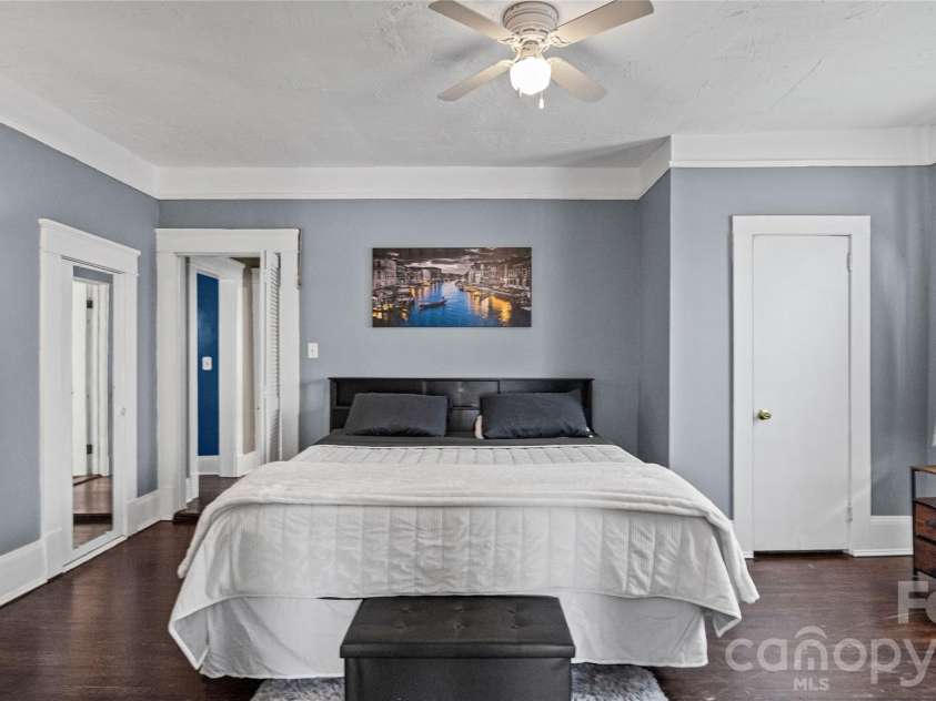 306 Hillcrest Drive, Lexington, NC 27292.  MLS# CAR4436131, YatesRealty ID 57912. 